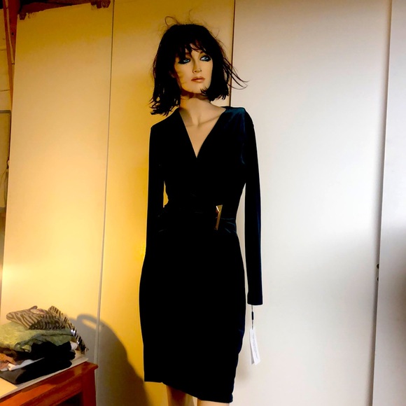 MUST LOOK...CLASSY Calvin Velvet - Picture 5 of 10